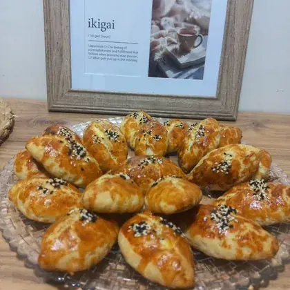 Fırından Susamlı Mini Poğaça