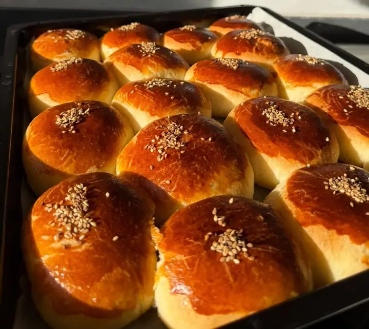 Pamuk Gibi Yumuşacık Puf Anne Poğaçası tarifi